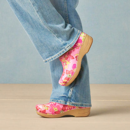 XP 2.0 Tropical Pink Leather | Dansko Customer Favorite