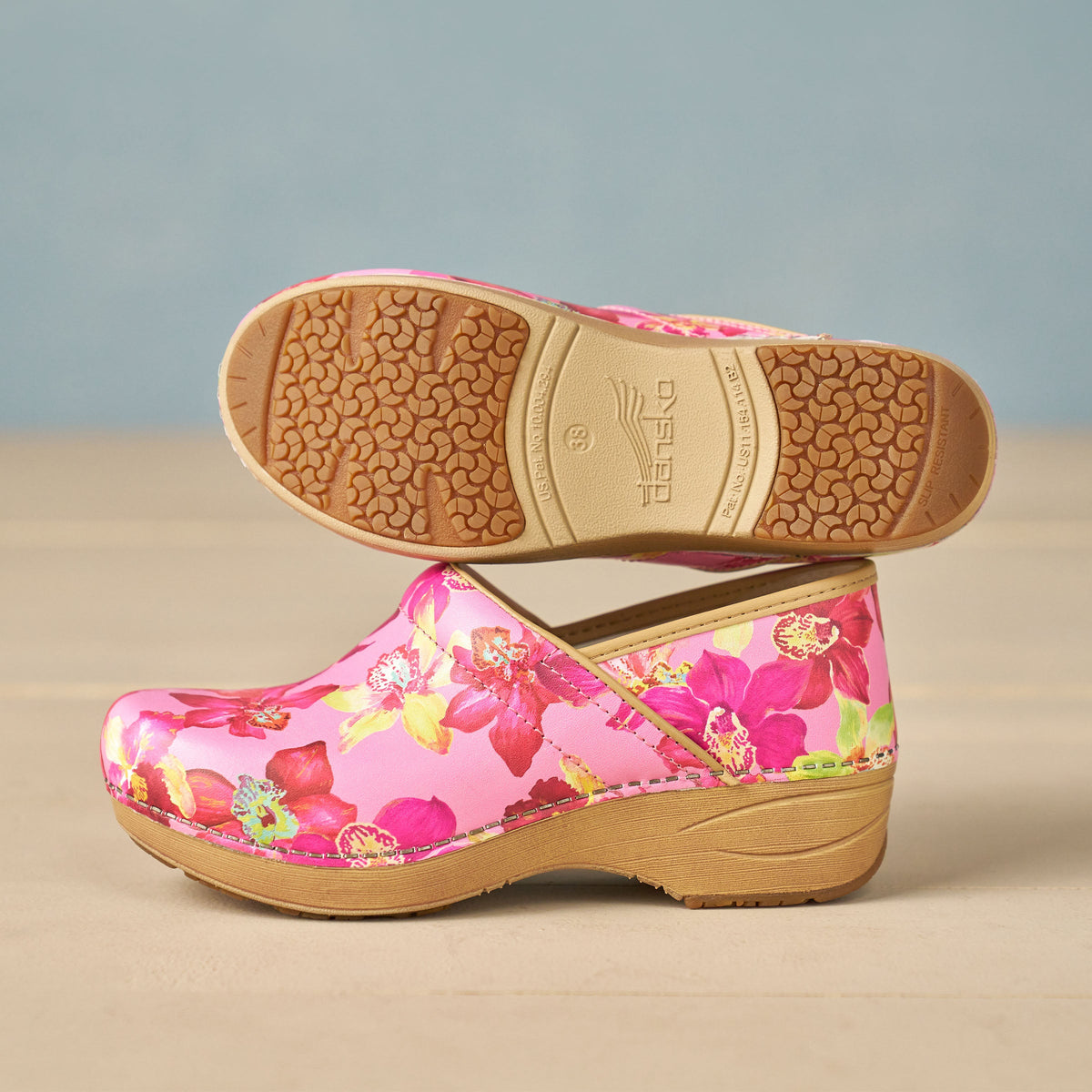 XP 2.0 Tropical Pink Leather | Dansko Customer Favorite