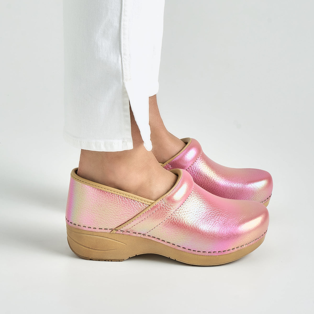 XP 2.0 Pink Iridescent Leather | Dansko Great Value