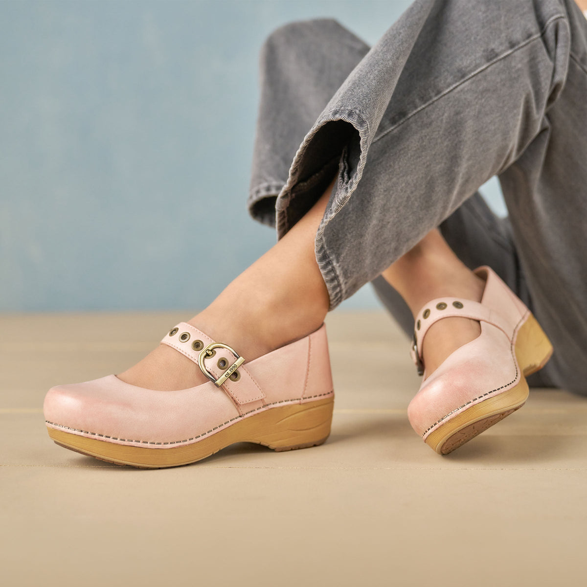 XP 2.0 Mary Jane Clog Pink Leather | Dansko Trending