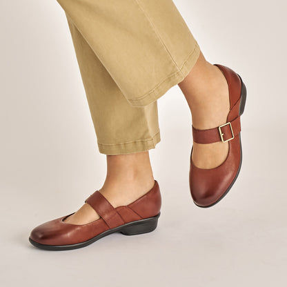 Collette Russet Burnished Nubuck | Dansko Classic