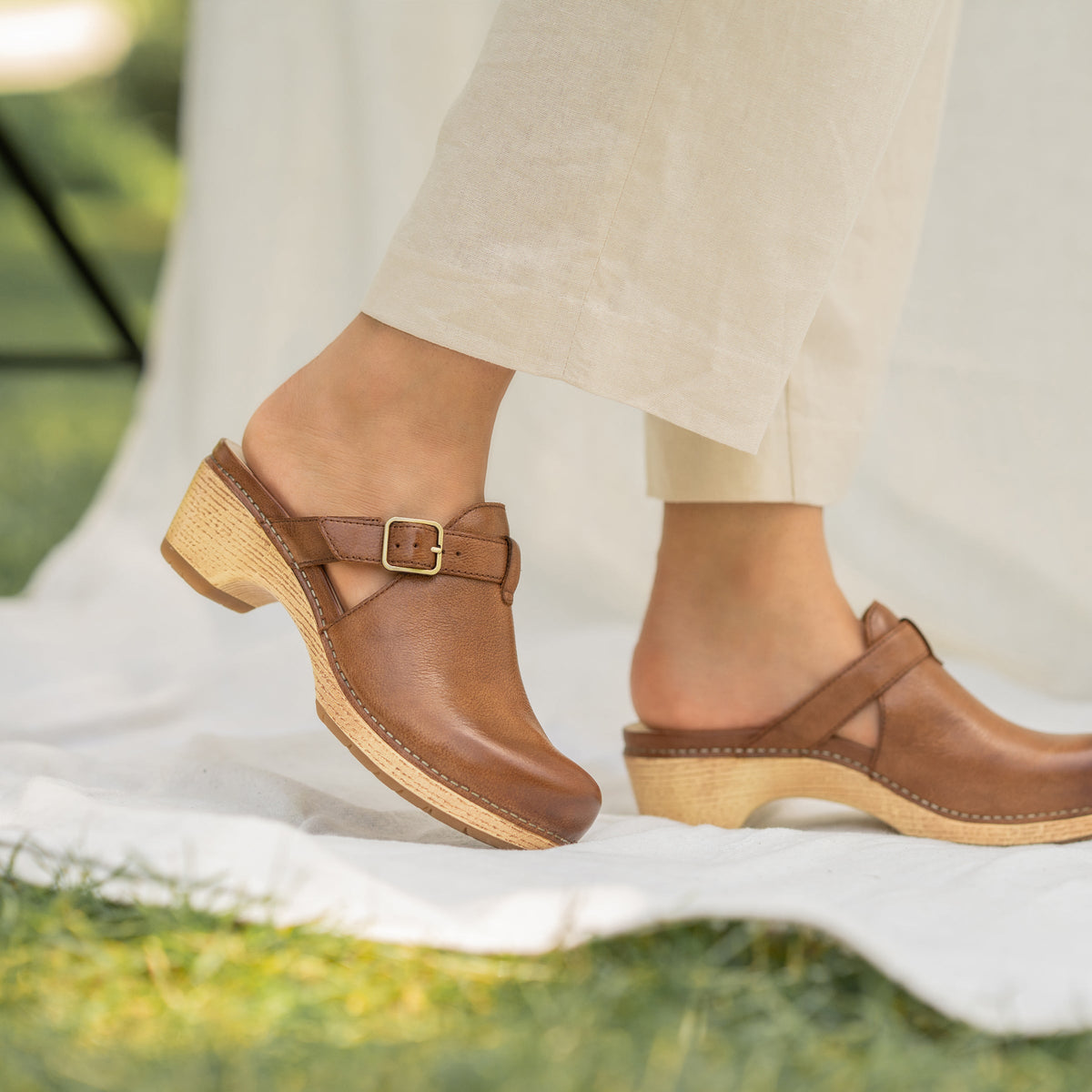Leandra Brown Leather | Dansko Top Pick