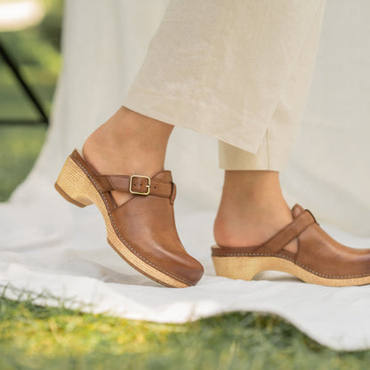 Leandra Brown Leather | Dansko Top Pick