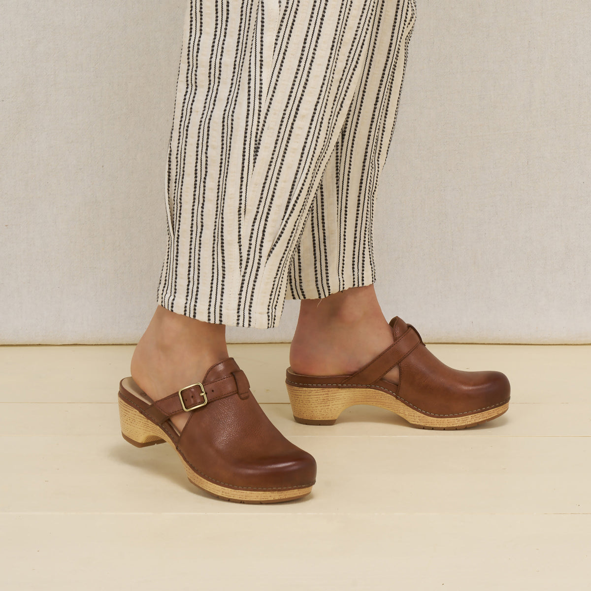 Leandra Brown Leather | Dansko Top Pick