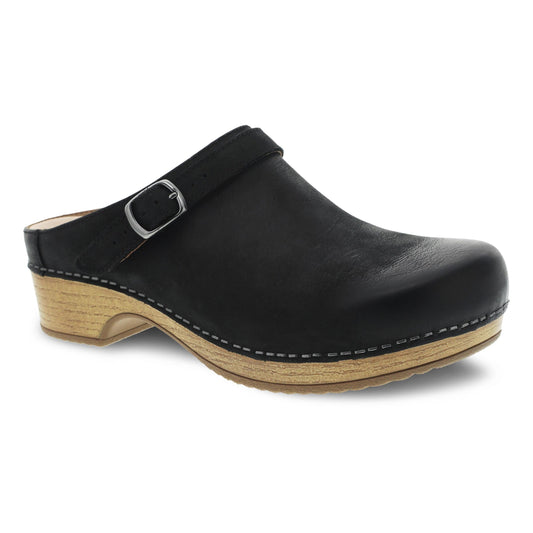 Berry Black Burnished Nubuck | Dansko New