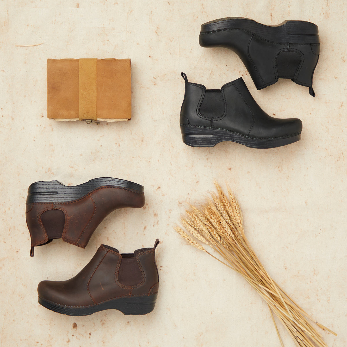 Frankie Black Oiled | Dansko Trending