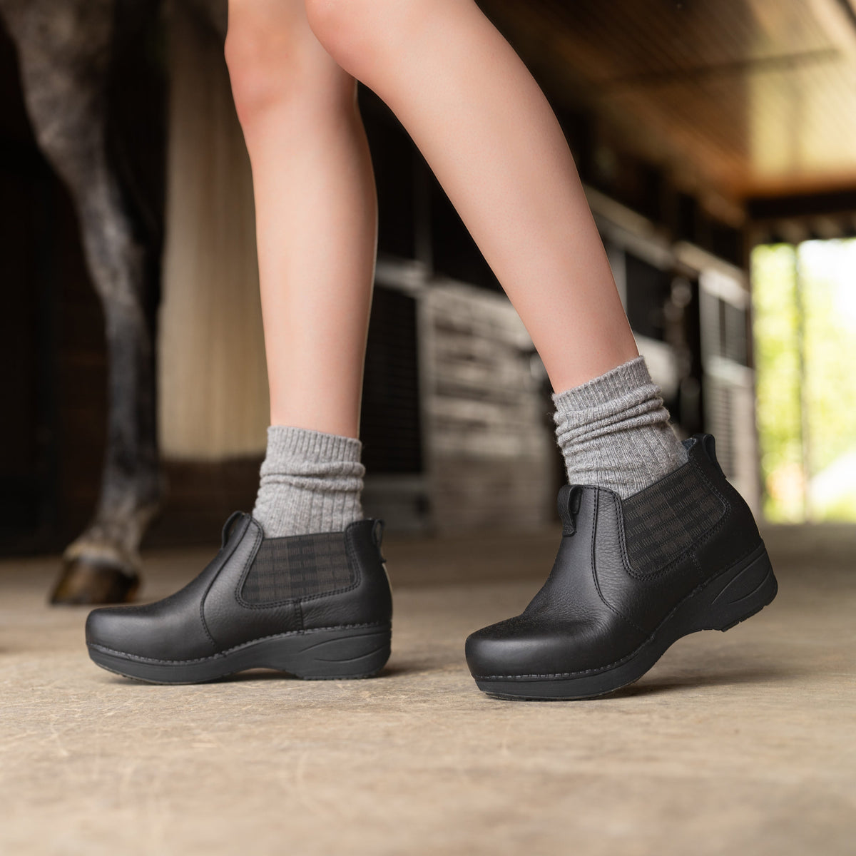 XP 2.0 Bootie Black Leather | Dansko Popular