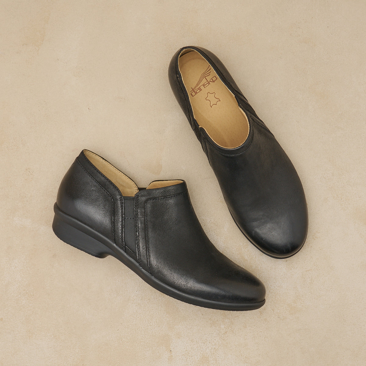 Cheryl Wide Black Burnished Nubuck | Dansko Featured