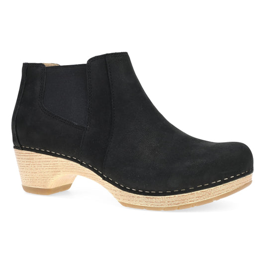 Lane Black Milled Nubuck | Dansko Premium