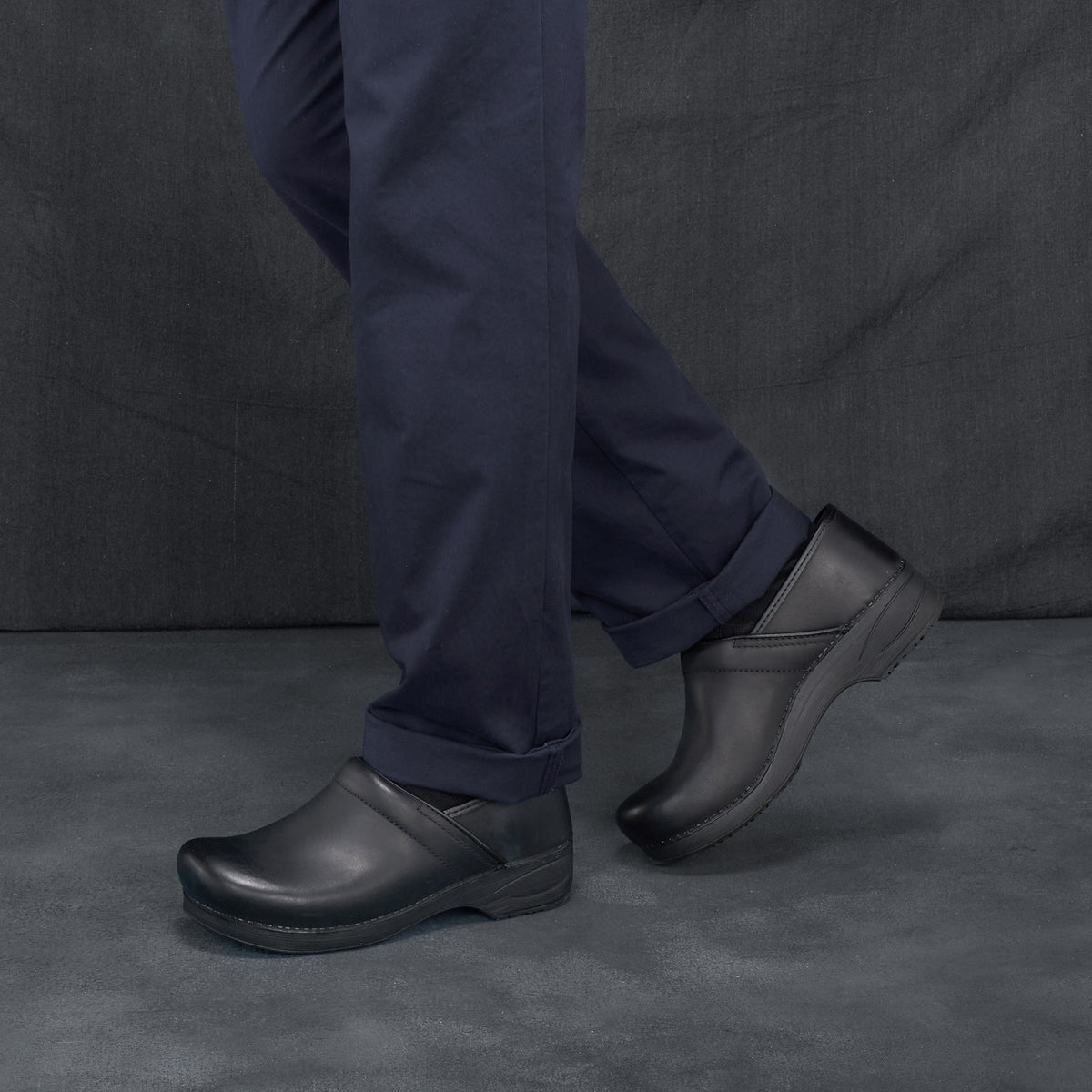 XP 2.0 Mens Black Burnished Nubuck | Dansko Smart Buy