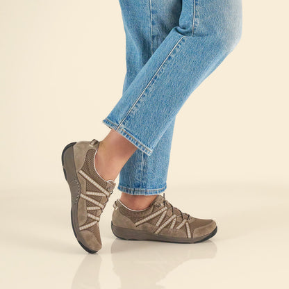 Harlyn Walnut Suede | Dansko Deals