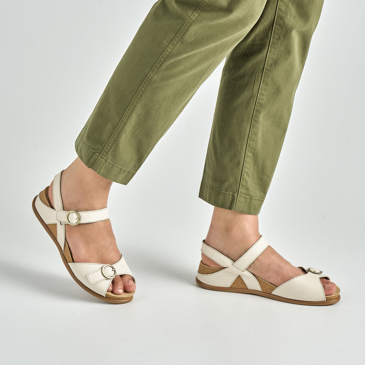 Candace Ivory Full Grain | Dansko Exclusive
