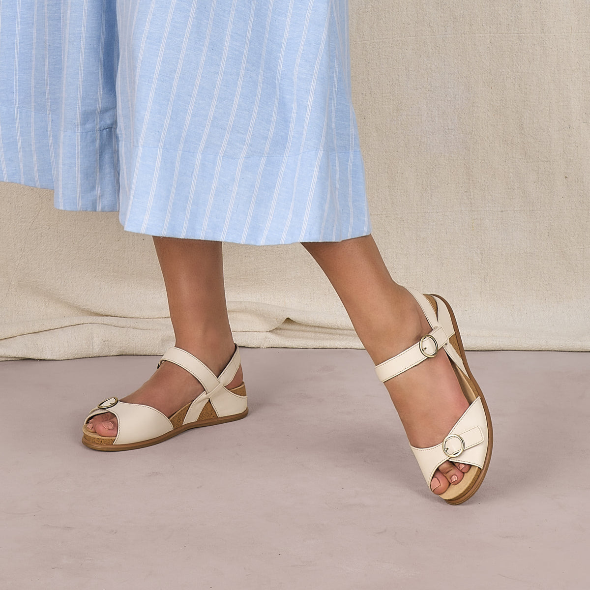Candace Ivory Full Grain | Dansko Exclusive
