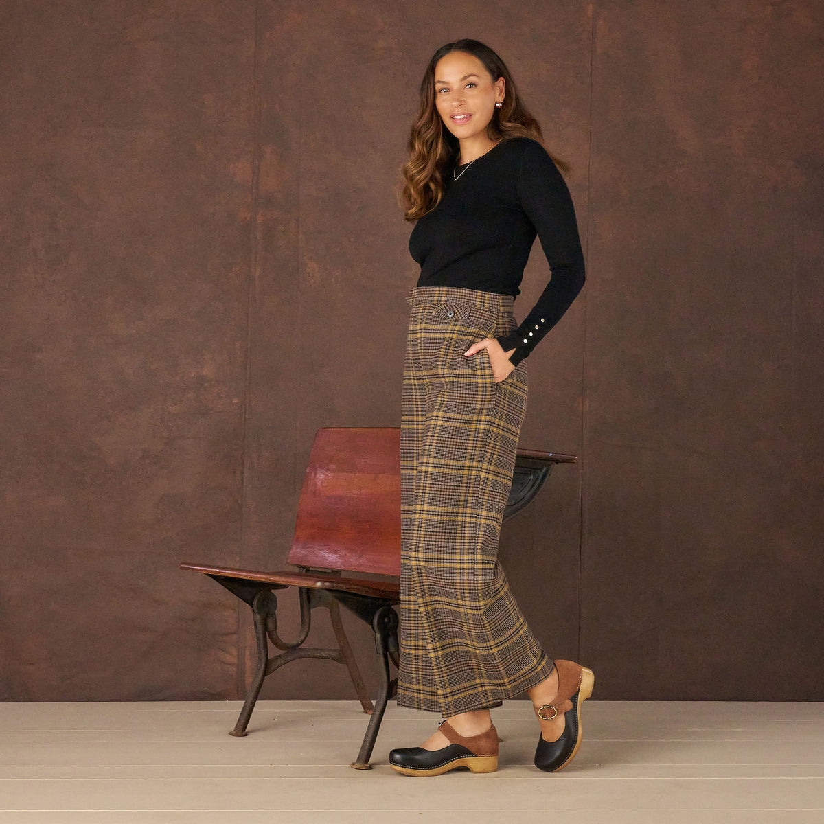 Bonny Mary Jane Black/Luggage | Dansko Exclusive