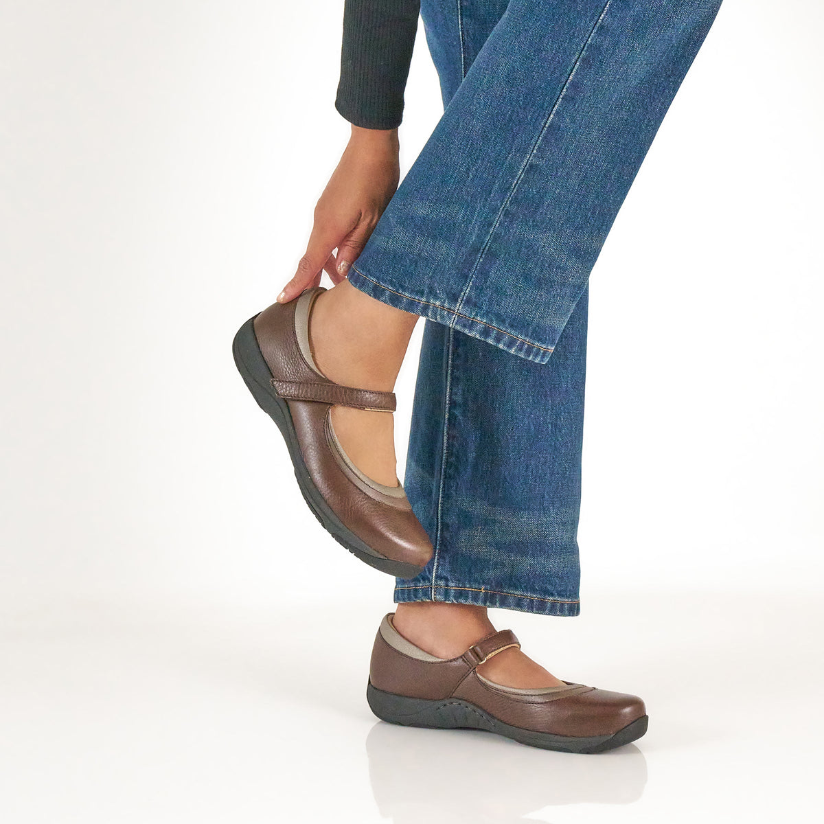 Stacy 2.0 Brown Leather | Dansko Top Pick