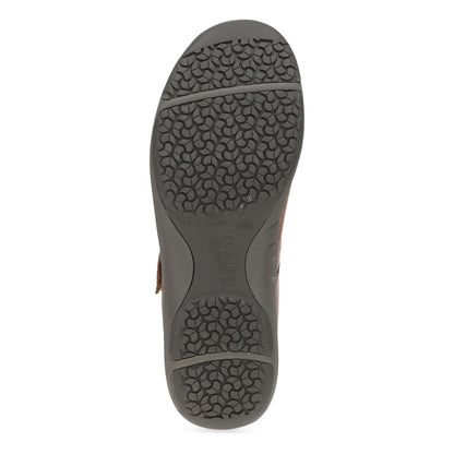 Stacy Toffee Leather | Dansko Everyday