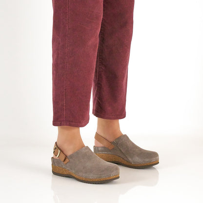 Merrin Stone Embossed Suede | Dansko New