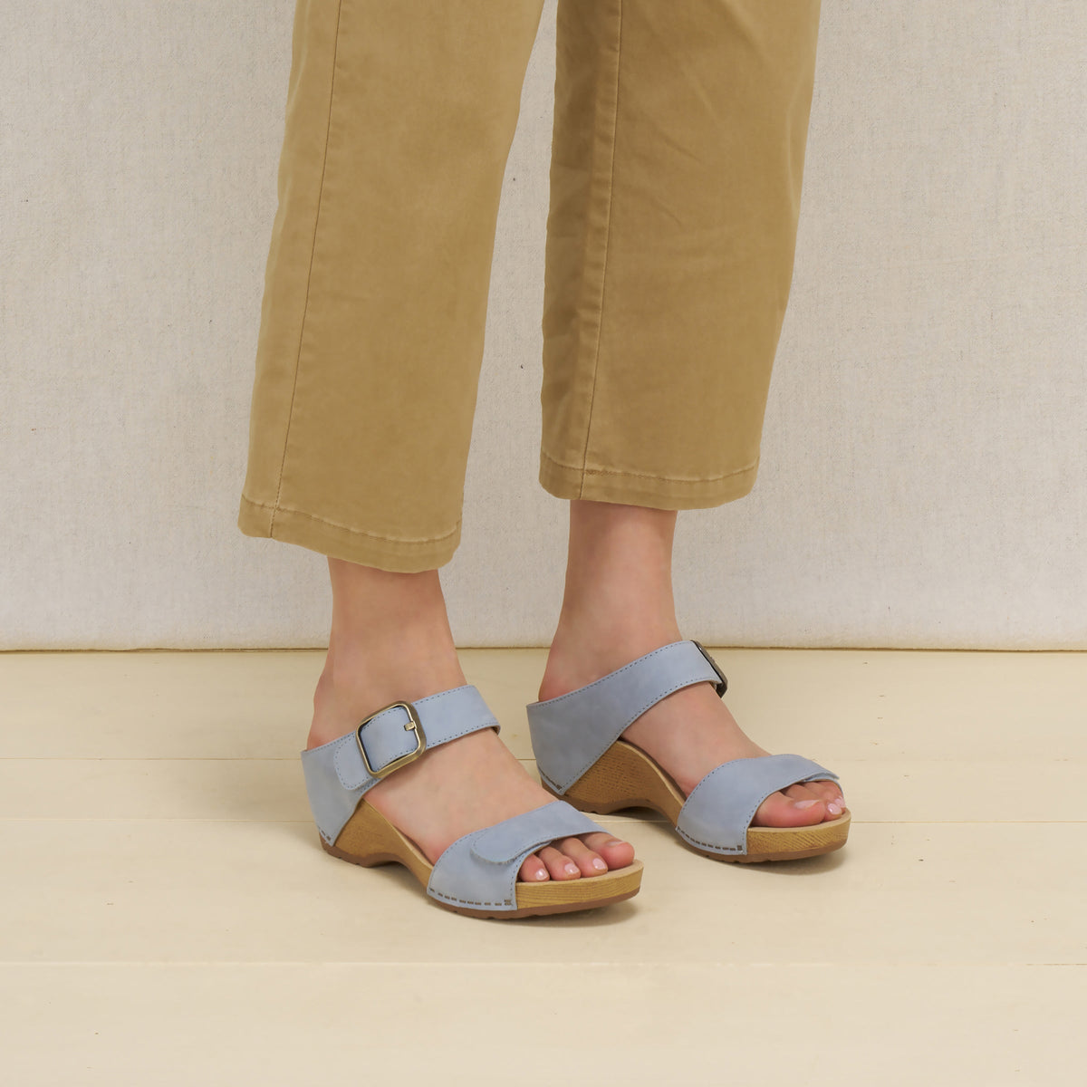 Tanya Sky Nubuck | Dansko Top Pick