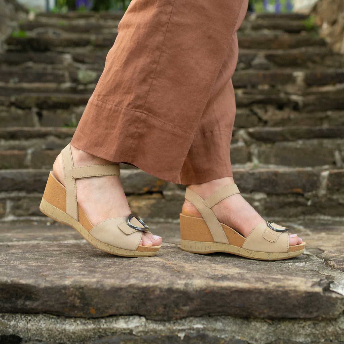 Stella Sand Milled Nubuck | Dansko Sale