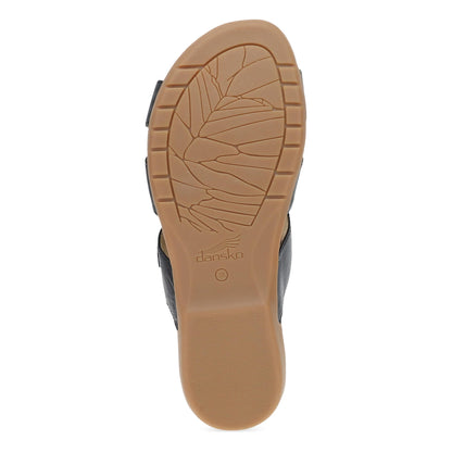 Regan Black Leather | Dansko Essential