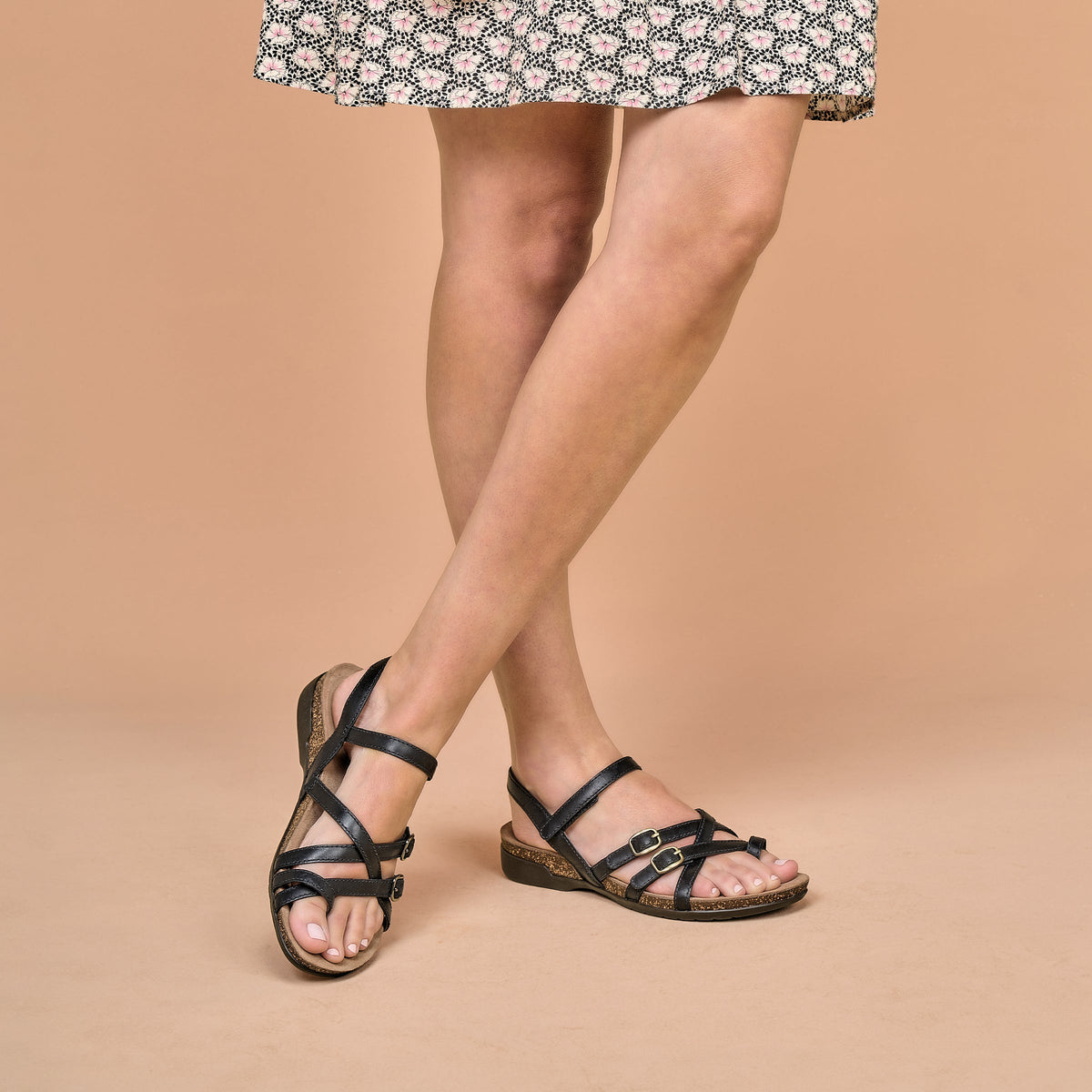 Roslyn Black Waxy Burnished | Dansko Smart Buy