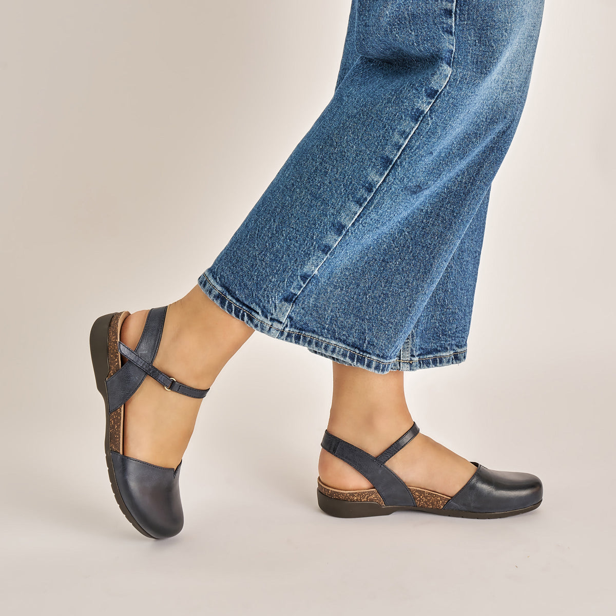 Rowan Navy Waxy Burnished | Dansko Best Price