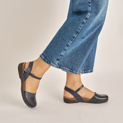 Rowan Navy Waxy Burnished | Dansko Best Price