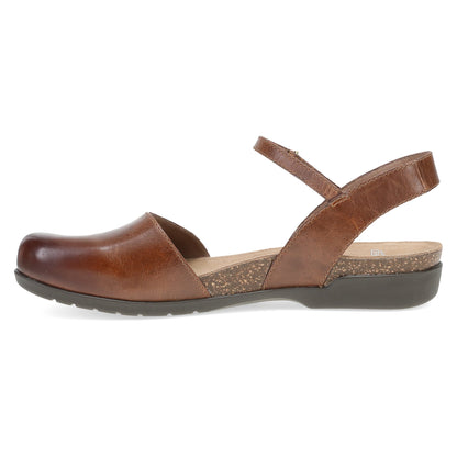Rowan Tan Waxy Burnished | Dansko Exclusive