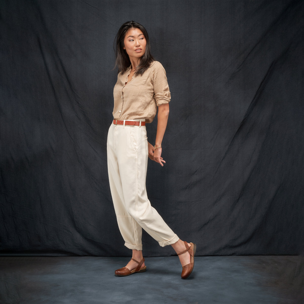 Rowan Tan Waxy Burnished | Dansko Exclusive
