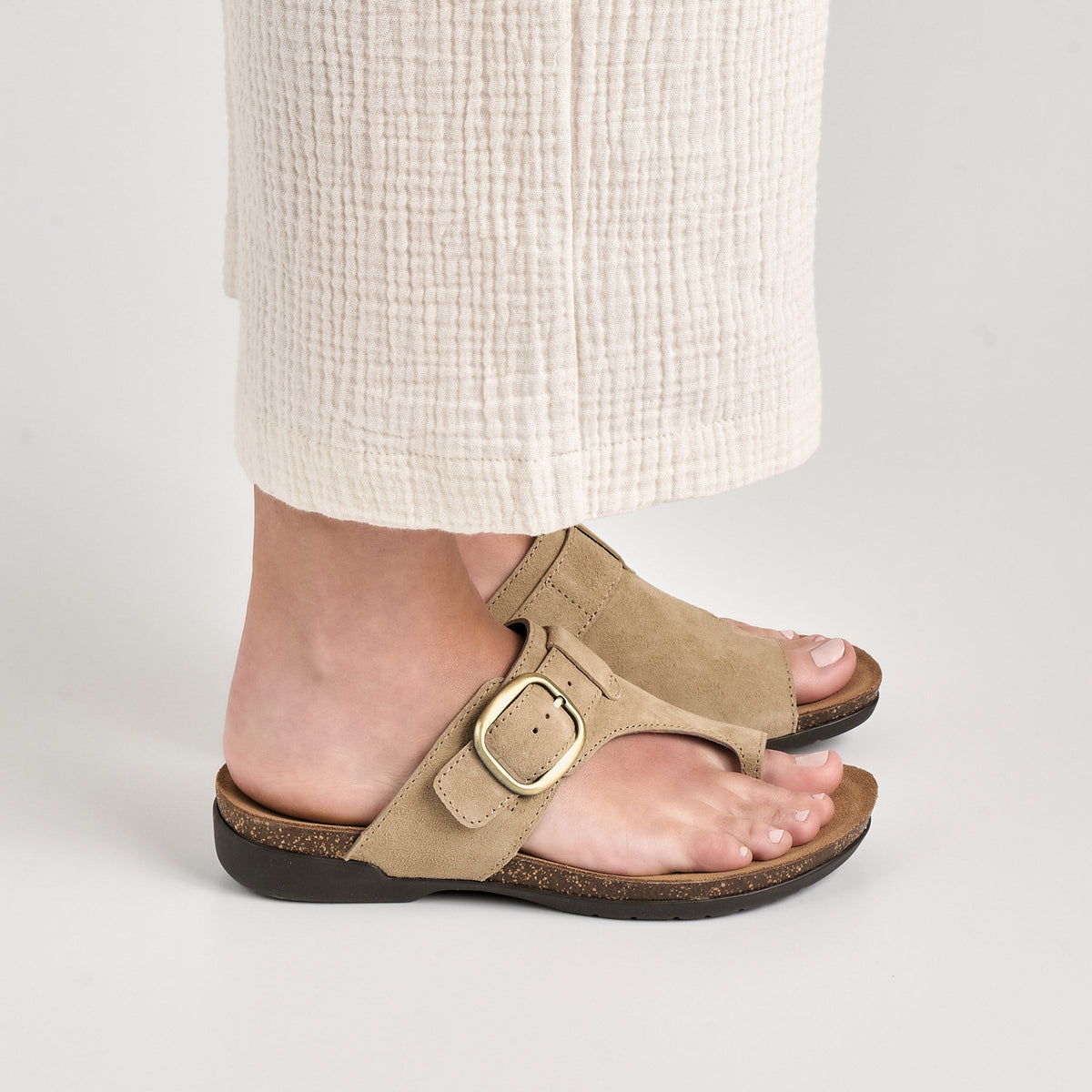 Rylee Sand Suede | Dansko Best Price