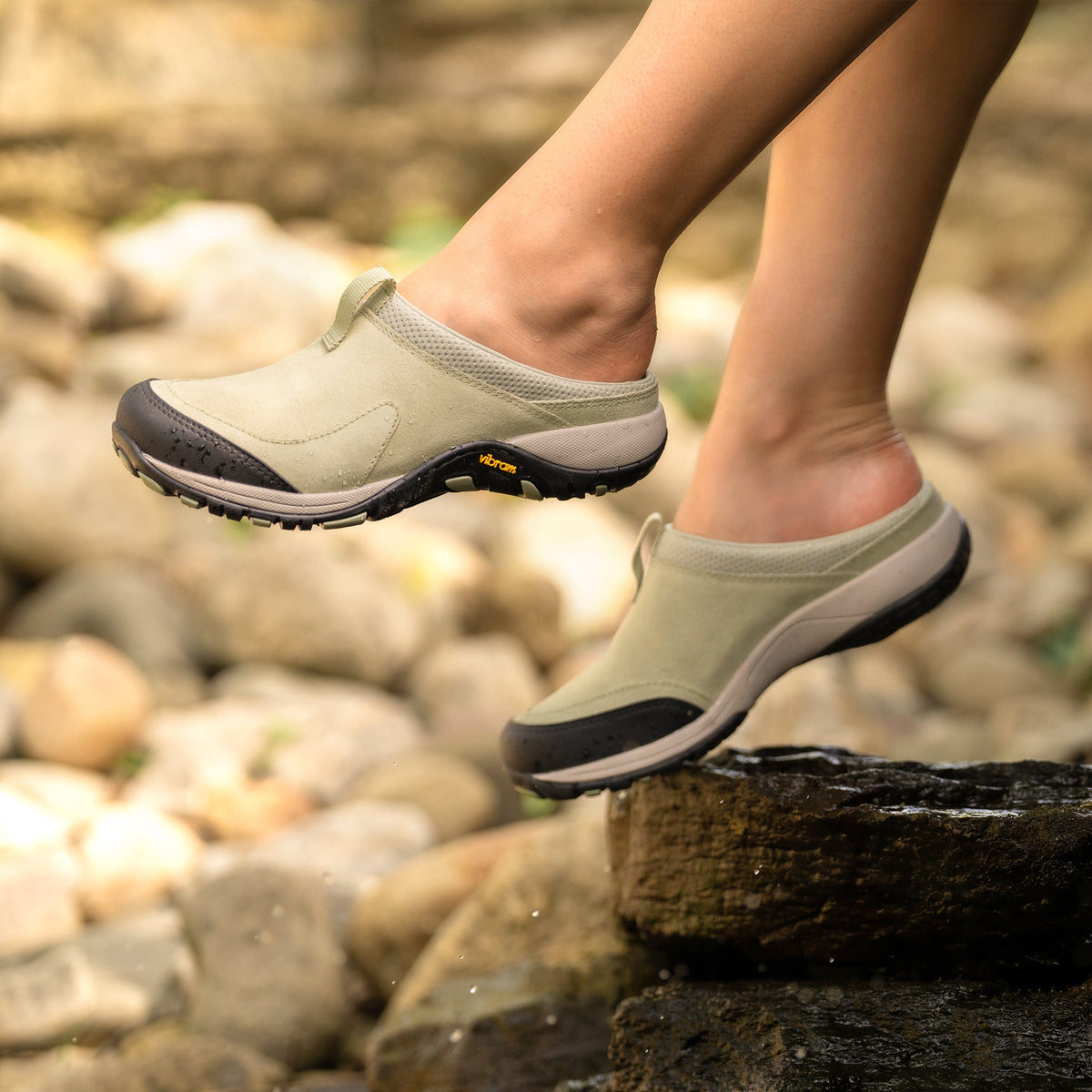 Pia Green Tea Leather | Dansko Best Seller