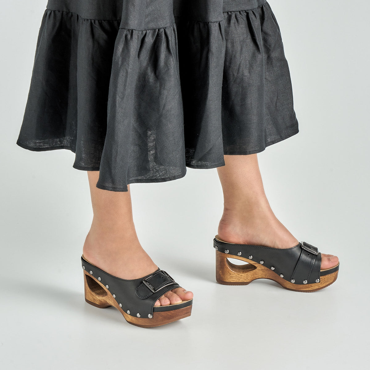 Adeline Black Calf | Dansko Classic