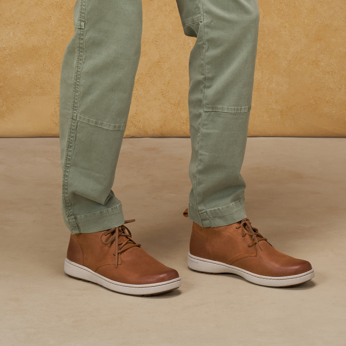 Tony Tan Burnished Suede | Dansko Smart Buy